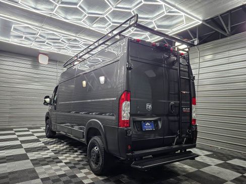 Used 2022 RAM ProMaster 3500 w/ Premium Convenience Group FWD image 7
