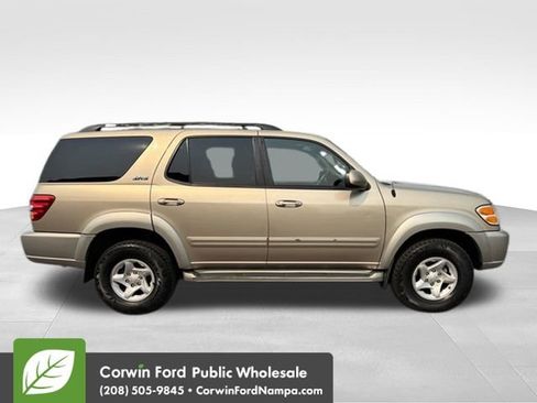 Used 2001 Toyota Sequoia SR5 AWD/4WD image 4