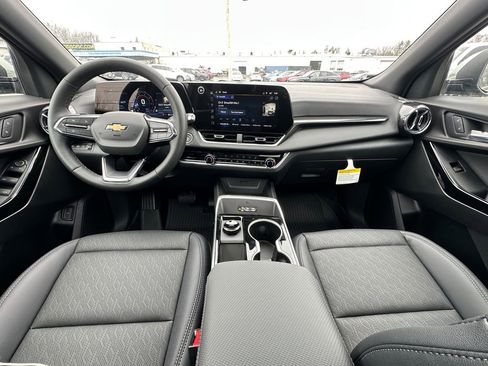 New 2026 Chevrolet Equinox LT w/ Convenience Package II image 23