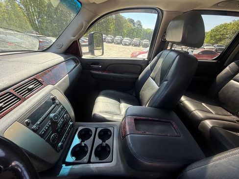 Used 2009 GMC Sierra 2500 SLE AWD/4WD image 19