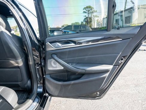 Used 2021 BMW M5 w/ Executive Package image 50