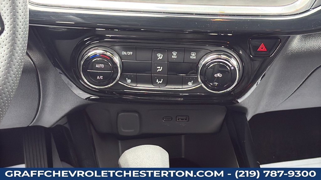 Used 2024 Chevrolet Trax RS w/ Driver Confidence Package FWD image 53