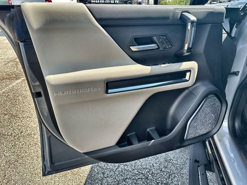 New 2026 GMC Hummer EV 4x4 Crew Cab image 21