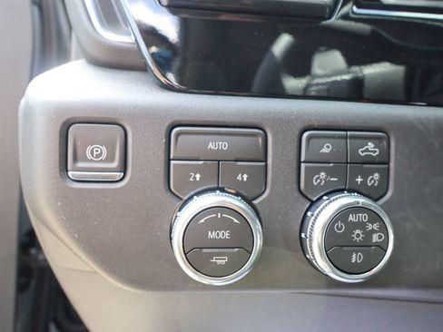 New 2026 GMC Sierra 1500 SLT w/ SLT Premium Package AWD/4WD image 13