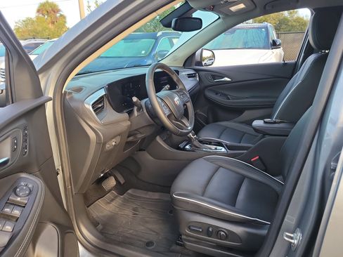 Used 2024 Buick Encore GX Avenir image 21