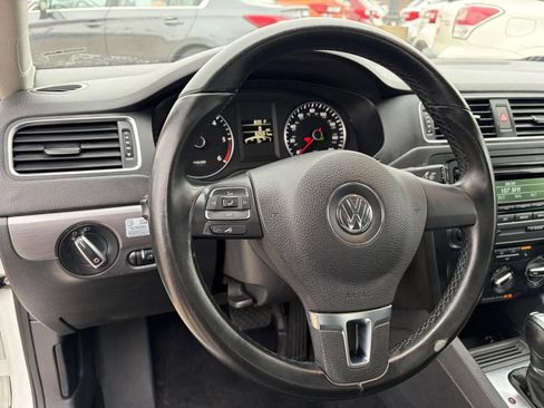 Used 2014 Volkswagen Jetta TDI image 12