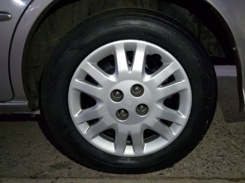 Used 2004 Honda Civic LX image 38