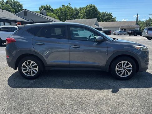 Used 2018 Hyundai Tucson SE FWD image 6