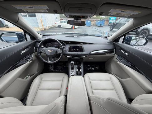 Used 2019 Cadillac XT4 Luxury w/ Cold Weather Package FWD image 22