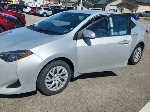 Used 2017 Toyota Corolla LE w/ Carpet Mat Package (TMS) image 7