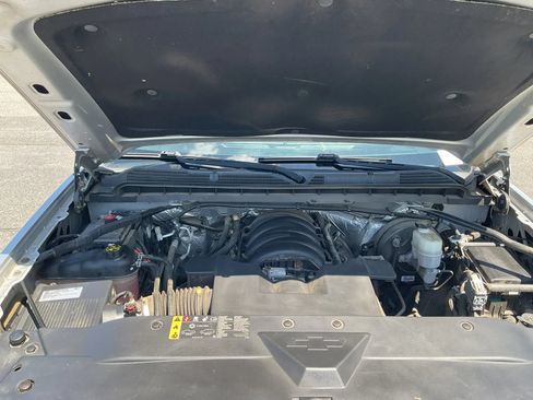 Used 2017 Chevrolet Silverado 1500 LT w/ All Star Edition AWD/4WD image 46