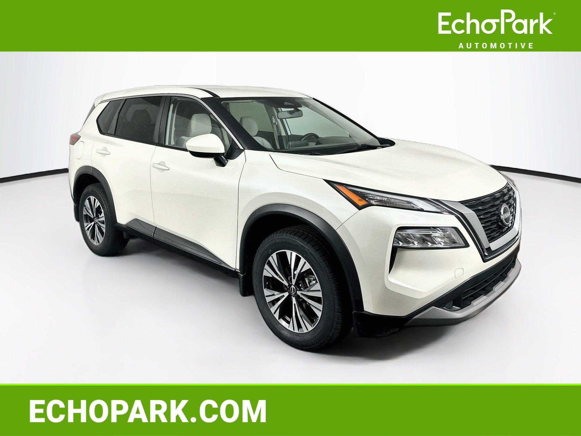 Used 2023 Nissan Rogue SV FWD image 1
