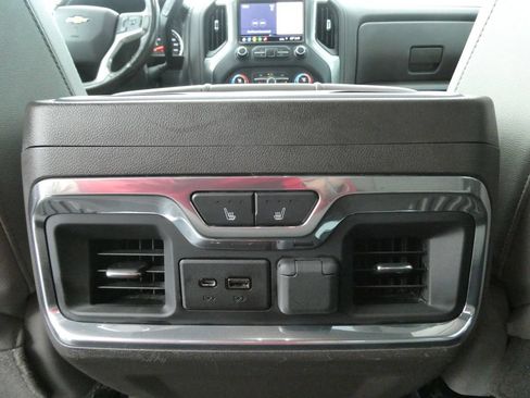 Certified 2019 Chevrolet Silverado 1500 LTZ w/ LTZ Plus Package AWD/4WD image 20