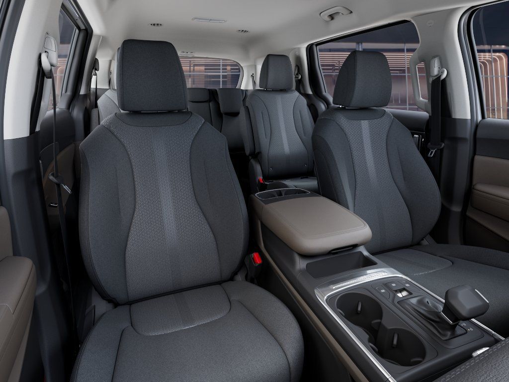 New 2026 Kia Carnival LX FWD image 15