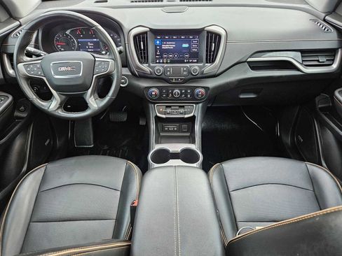 Used 2022 GMC Terrain AT4 w/ Infotainment Package II image 17