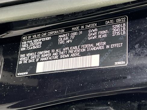 Used 2023 Volvo XC60 B5 Core w/ Protection Package Premier FWD image 31