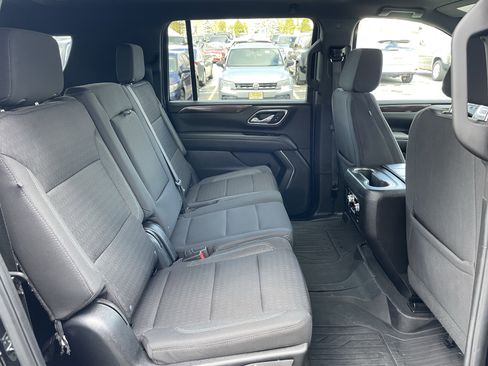 Used 2023 GMC Yukon XL SLE w/ Gmc Pro Safety Plus Package image 30