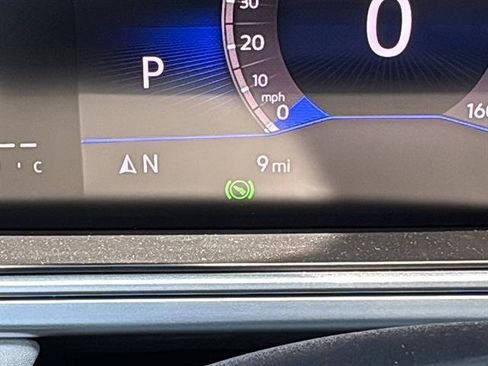 New 2025 Volkswagen Taos SE image 19