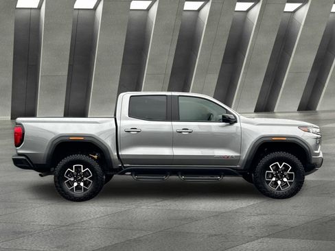 Used 2024 GMC Canyon AT4X AWD/4WD image 2