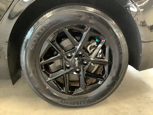 Certified 2025 Kia K5 LXS FWD image 26