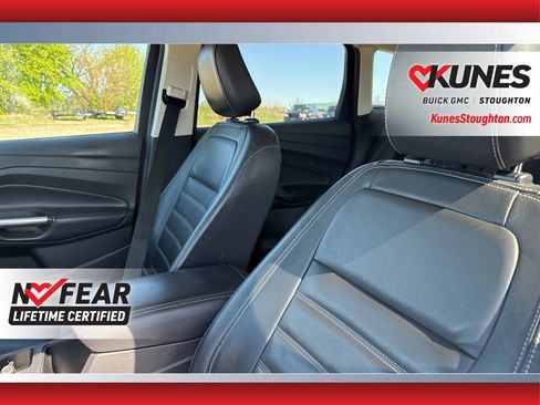 Used 2018 Ford Escape Titanium w/ Ford Safe & Smart Package AWD/4WD image 24