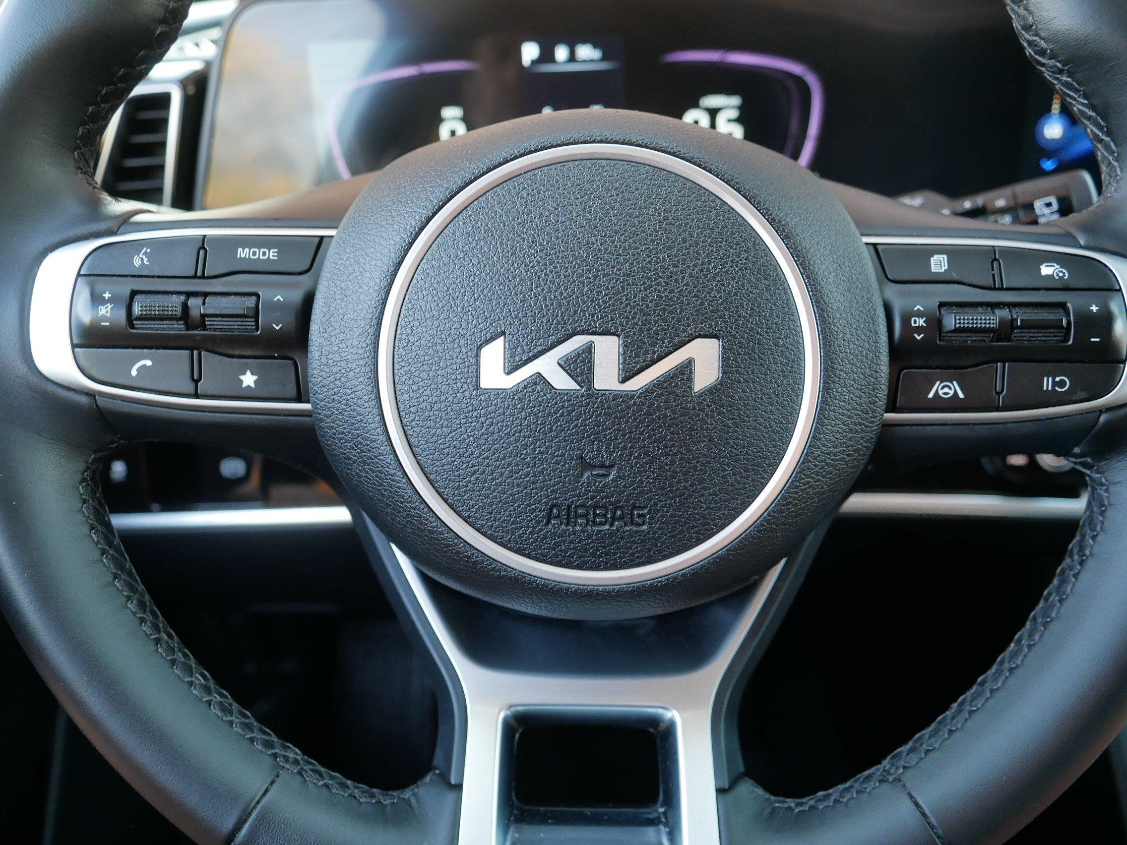 Certified 2024 Kia Sportage EX AWD/4WD image 25