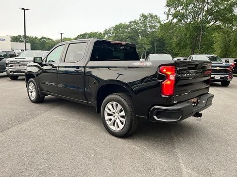Used 2022 Chevrolet Silverado 1500 Custom w/ LPO, Dark Essentials Package AWD/4WD image 8