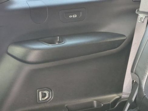 Certified 2023 Jeep Grand Cherokee L Laredo AWD/4WD image 26