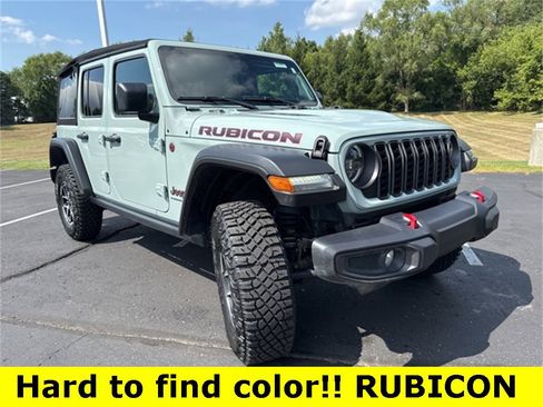 Used 2024 Jeep Wrangler Unlimited Rubicon image 3