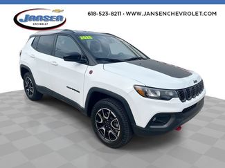 Used 2025 Jeep Compass Trailhawk AWD/4WD video 1