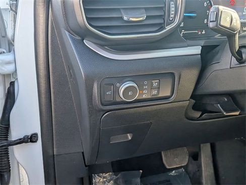 Used 2020 Ford Explorer XLT w/ Equipment Group 202A image 15