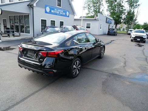 Used 2021 Nissan Altima 2.5 SL AWD/4WD image 6