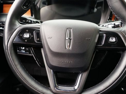 Used 2022 Lincoln Corsair Reserve image 24