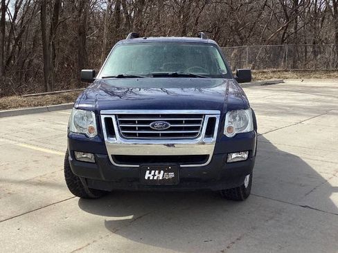 Used 2007 Ford Explorer Sport Trac XLT image 3