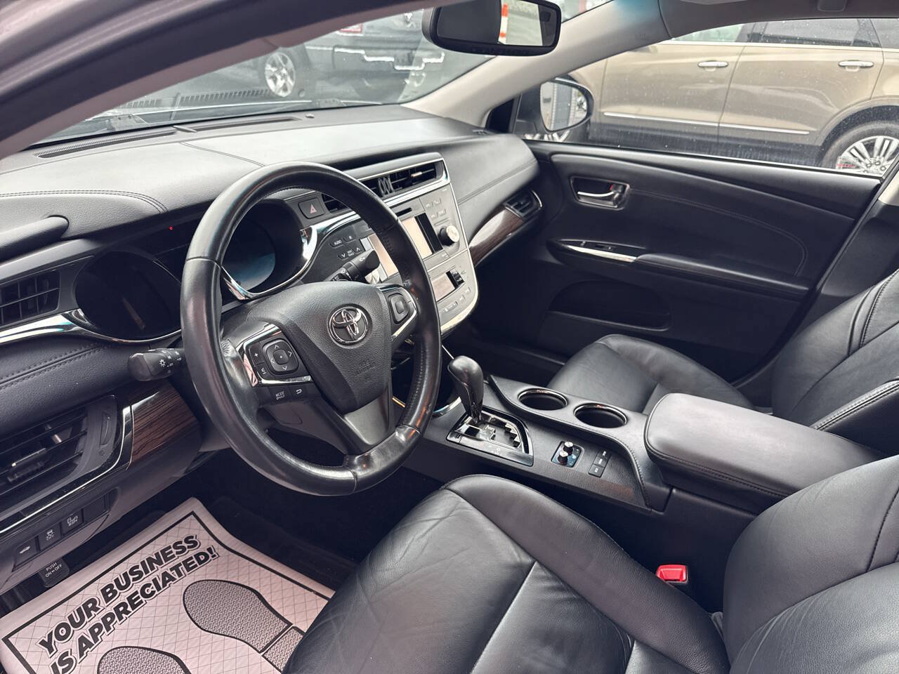 Used 2013 Toyota Avalon XLE Touring FWD image 15