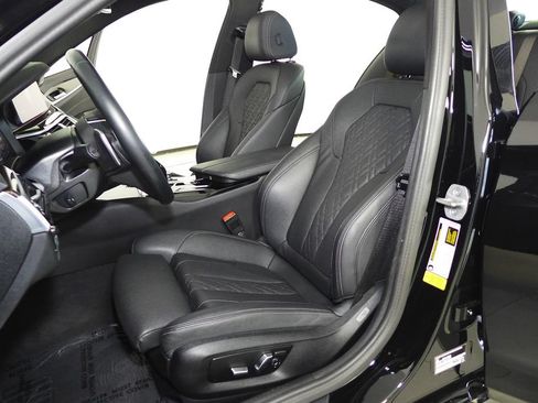 Used 2023 BMW 530i w/ Premium Package RWD image 22