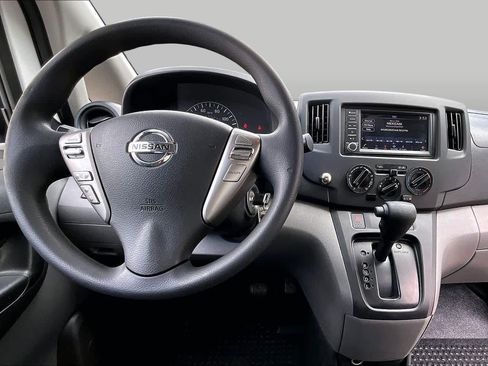 Used 2021 Nissan NV200 S FWD image 6
