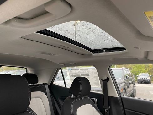 New 2026 Hyundai Venue SEL image 31