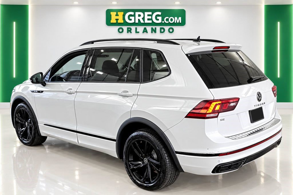 Used 2023 Volkswagen Tiguan SE R-Line FWD image 2