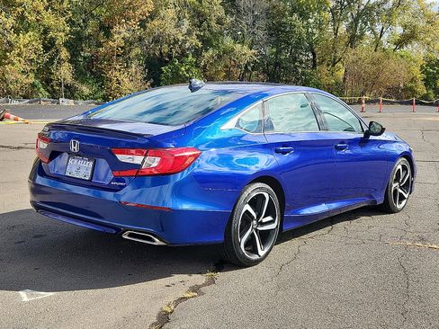 Used 2022 Honda Accord Sport image 6