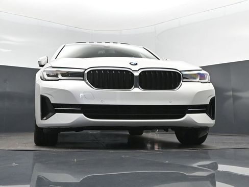 Certified 2023 BMW 530i w/ Convenience Package RWD image 45