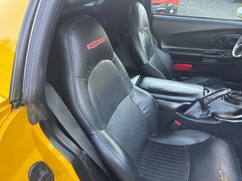 Used 2003 Chevrolet Corvette Z06 w/ Memory Package, 3 Drivers image 36