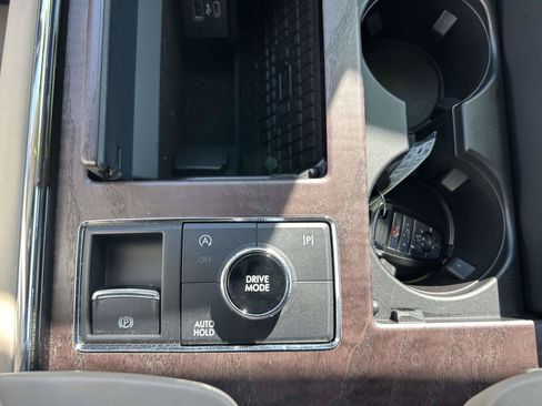 Used 2024 Lincoln Navigator Reserve AWD/4WD image 30