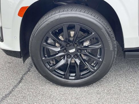 Certified 2023 Cadillac Escalade Sport w/ LPO, ONYX Package image 9