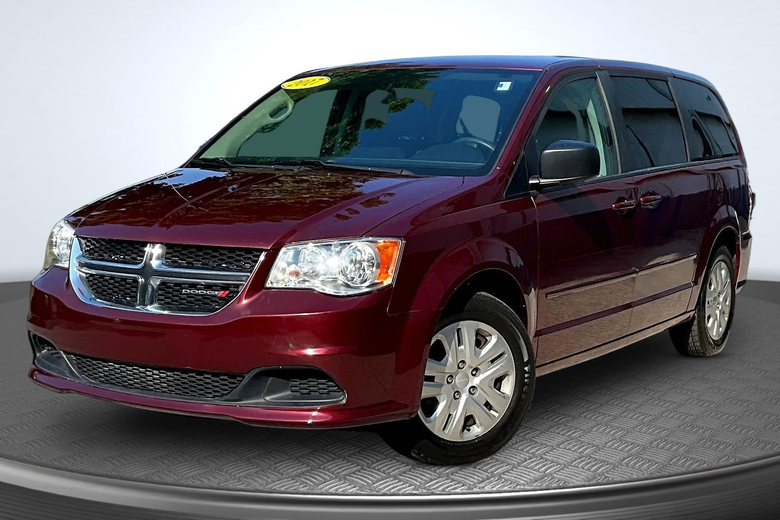 Used 2017 Dodge Grand Caravan SE w/ Power Window Group FWD image 1
