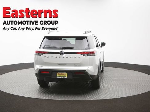 Used 2023 Nissan Pathfinder SV w/ SV Premium Package AWD/4WD image 41