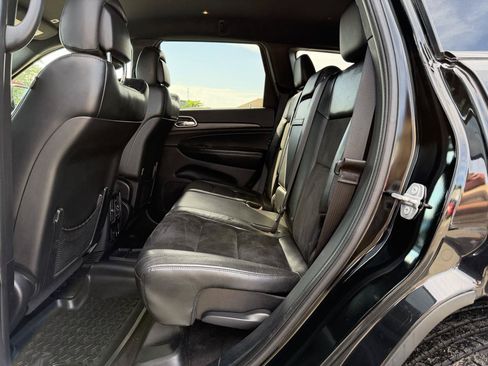 Used 2017 Jeep Grand Cherokee Altitude AWD/4WD image 20