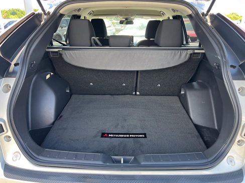 Used 2024 Mitsubishi Eclipse Cross AWD image 6