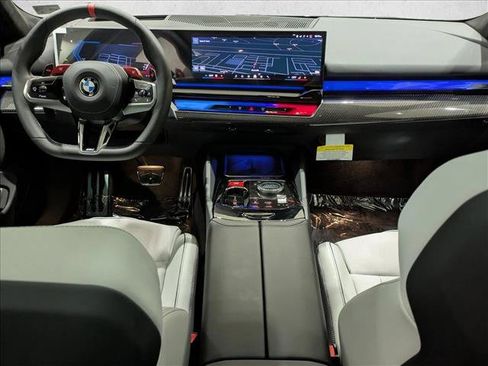 New 2027 BMW M5 Touring AWD/4WD image 16