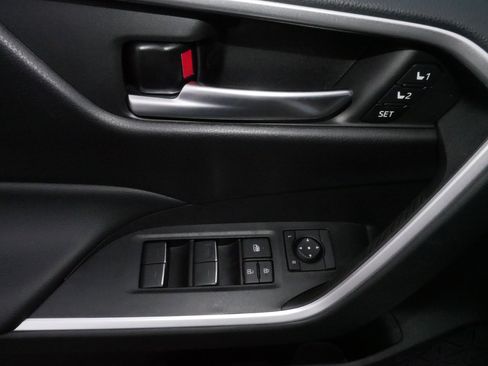 Certified 2025 Toyota RAV4 XLE Premium image 19